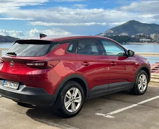 Opel Grandland X 2021 tilgjengelig for leie i Rafailovici, med ubegrenset kilometergrense.