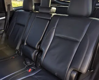 Lei en Toyota Highlander i Tbilisi, Georgia
