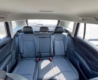 Utleie av Volkswagen Tiguan. Komfort, Crossover bil til leie i De Forente Arabiske Emirater ✓ Uten innskudd ✓ Forsikringsalternativer: TPL, CDW.