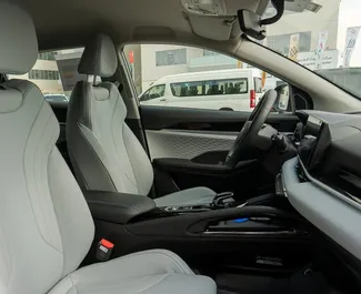 Geely Coolray 2026, Ön tahrik sistem ile, Dubai'de mevcut.