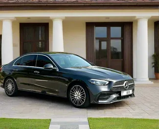 تأجير سيارة Mercedes-Benz C300 Coupe رقم 15329 بناقل حركة أوتوماتيكي في في دبي، مجهزة بمحرك  لتر ➤ من عباس في في الإمارات العربية المتحدة.