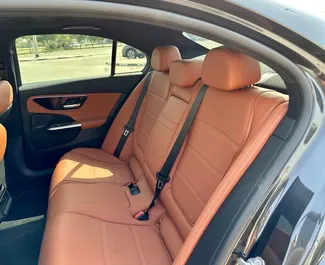 Mercedes-Benz C300 Coupe 2024 متاحة للإيجار في في دبي، مع حد أقصى للمسافة غير محدود.