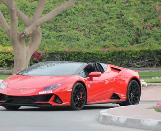 5.2L 엔진이 장착된 두바이에서의 Lamborghini Huracan Perfomante Spider #5998 자동 차량 대여 ➤ Abbas 아랍에미리트에서에서 제공.