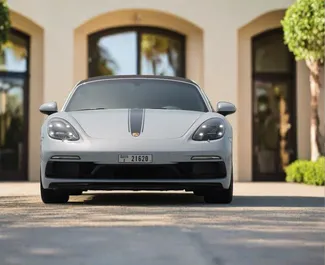 واجهة أمامية لسيارة إيجار Porsche 718 Boxster في في دبي, الإمارات العربية المتحدة ✓ رقم السيارة 15330. ✓ ناقل حركة أوتوماتيكي ✓ تقييمات 0.