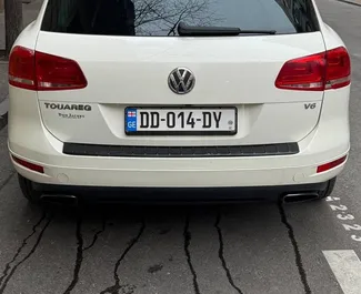 Mietwagen Volkswagen Touareg 2013 in Georgien, mit Benzin-Kraftstoff und 255 PS ➤ Ab 120 GEL pro Tag.