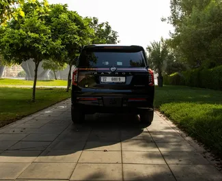 Nissan Patrol 2026 متاحة للإيجار في في دبي، مع حد أقصى للمسافة 250 كم/يوم.