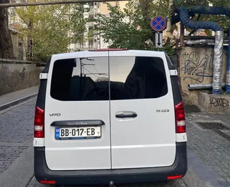 Mercedes-Benz Vito 2019 的 Diesel 1.6L 发动机，在 在第比利斯 出租。