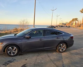 Автопрокат Honda Insight в Батуми, Грузия ✓ №15521. ✓ Автомат КП ✓ Отзывов: 0.