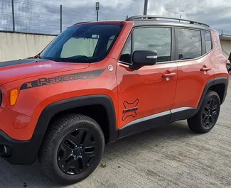 租赁 Jeep Renegade 的正面视图，在库塔伊西, 格鲁吉亚 ✓ 汽车编号 #15527。✓ Automatic 变速箱 ✓ 0 评论。