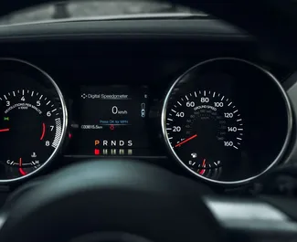 Rent a Ford Mustang GT Cabrio in 第比利斯 格鲁吉亚