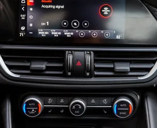 Benzin 2,0L motor a Alfa Romeo Giulia 2022 modellhez bérlésre Tbilisziben.