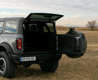 Ford Bronco 2024 ar Visu riteņu piedziņa sistēmu, pieejams Tbilisi.