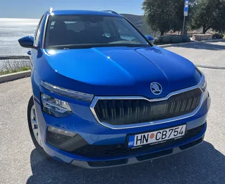 A bérelt Skoda Kamiq előnézete Herceg-Noviban, Montenegró ✓ Autó #15455. ✓ Automatikus TM ✓ 0 értékelések.