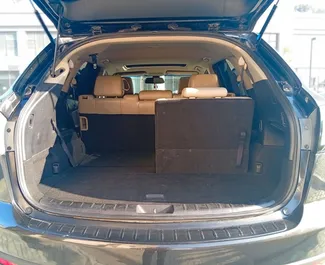 Bakü Azerbaycan bölgesinde bir Mazda CX-9 kiralayın