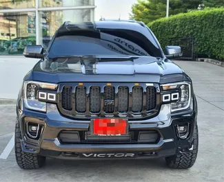 Location de voiture Ford Everest #15499 Automatique à Phuket, équipée d'un moteur 2,0L ➤ De Artur en Thaïlande.