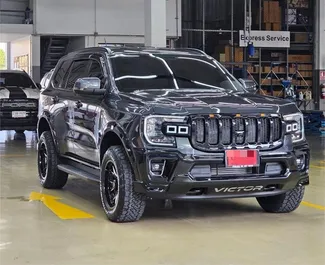 Diesel 2,0L Moteur de Ford Everest 2023 à louer à Phuket.