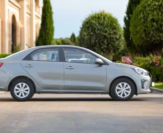 아랍에미리트에서에서 대여하는 Kia Pegas 2025 차량, 특징: ✓Petrol 연료 및 마력 ➤ 하루 60 AED부터 시작.