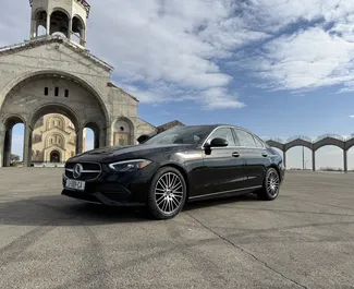 Mercedes-Benz C-Class 2023 disponível para alugar em Tbilisi, com limite de quilometragem de 250 km/dia.