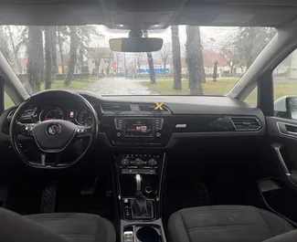 Auton vuokraus Volkswagen Touran #15440 Automaattinen Budvassa, varustettuna 2,0L moottorilla ➤ Filipltä Montenegrossa.