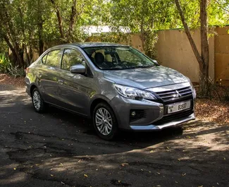 Двигун Бензин 1,3 л. - Орендуйте Mitsubishi Attrage в Дубаї.