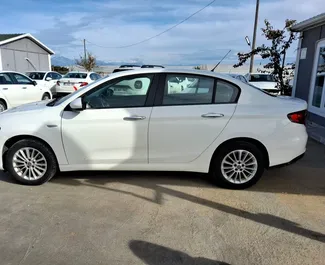 租车 Fiat Egea #6545 Manual 在 在安塔利亚机场，配备 1.4L 发动机 ➤ 来自 拉马赞 在土耳其。