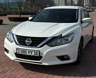 예레반 공항, 아르메니아에서 대여하는 Nissan Altima의 전면 뷰 ✓ 차량 번호#15869. ✓ 자동 변속기 ✓ 0 리뷰.