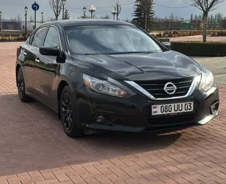 예레반 공항, 아르메니아에서 대여하는 Nissan Altima의 전면 뷰 ✓ 차량 번호#15865. ✓ 자동 변속기 ✓ 0 리뷰.