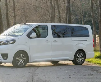 Прокат машины Toyota Proace Verso №15910 (Автомат) в Бечичи, с двигателем 2,5л. Дизель ➤ Напрямую от Иван в Черногории.