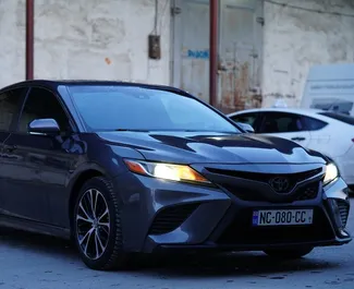 إيجار Toyota Camry. سيارة الراحة, بريميوم للإيجار في في جورجيا ✓ إيداع 200 GEL ✓ خيارات التأمين TPL, CDW, SCDW, الركاب, السرقة, بدون إيداع.