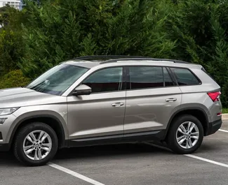 Pronájem Skoda Kodiaq. Auto typu Komfort, SUV, Crossover k pronájmu v Černé Hoře ✓ Vklad 200 EUR ✓ Možnosti pojištění: TPL, CDW, SCDW, FDW, Krádež, V zahraničí, Young, Bez vkladu.