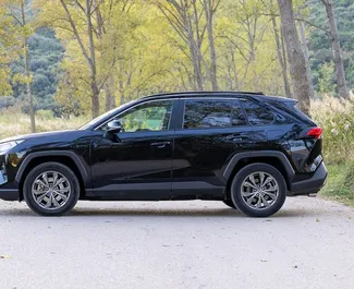 Прокат машины Toyota Rav4 №15909 (Автомат) в Бечичи, с двигателем 2,5л. Гибрид ➤ Напрямую от Иван в Черногории.
