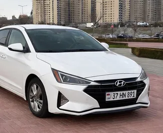 2.0L 엔진이 장착된 예레반 공항의 Hyundai Elantra #15878 자동 차량 대여 ➤ Nairi 아르메니아에서에서 제공.