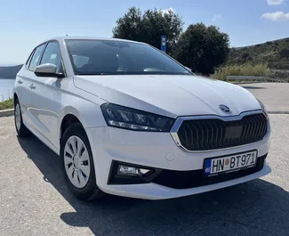 Bilutleie Skoda Fabia #15426 med Automatisk i Herceg-Novi, utstyrt med 1,0L-motor ➤ Fra Evgenii i Montenegro.