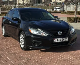 예레반 공항, 아르메니아에서 대여하는 Nissan Altima의 전면 뷰 ✓ 차량 번호#15864. ✓ 자동 변속기 ✓ 0 리뷰.