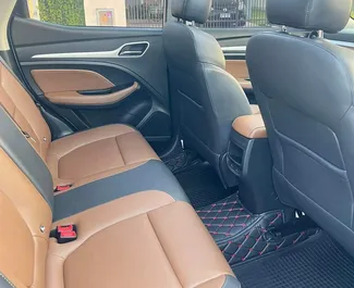 MG ZS 2022 διαθέσιμο για ενοικίαση στο αεροδρόμιο του Πουκέτ, με όριο χιλιομέτρων απεριόριστο.