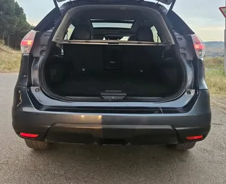 Araç Kiralama Nissan Rogue #15713 Otomatik Tiflis'te, 2,5L motor ile donatılmış ➤ Tamari tarafından Gürcistan'da.