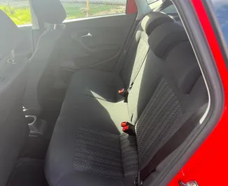 Volkswagen Polo 2017 med Främre drivenhet-system, tillgänglig på Kreta.