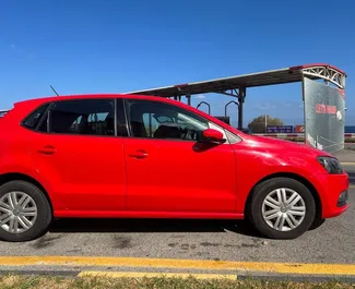 Uthyrning av Volkswagen Polo. Ekonomi bil för uthyrning i Grekland ✓ Utan deposition ✓ Försäkringsalternativ: TPL, CDW, Passagerare, Stöld.