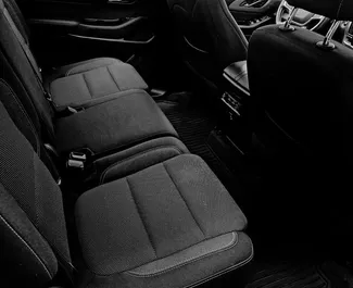 Арендуйте Chevrolet Traverse 2021 в Грузии. Топливо: Бензин. Мощность: 320 л.с. ➤ Стоимость от 130 GEL в сутки.