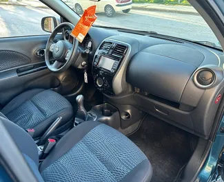 テッサロニキにてでレンタル可能なNissan Micra 2016、無制限の走行距離制限付き。