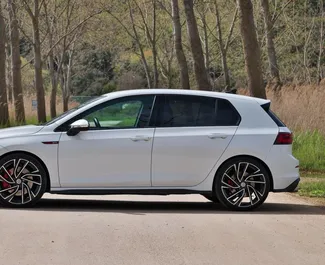 Volkswagen Golf 8 nuoma. Ekonomiškas, Komfortiškas, Premium automobilis nuomai Juodkalnijoje ✓ Depozitas 500 EUR ✓ Draudimo pasirinkimai: TPL, Užsienyje.