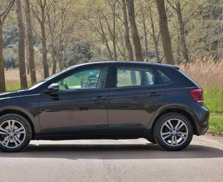 Volkswagen Polo nuoma. Ekonomiškas automobilis nuomai Juodkalnijoje ✓ Depozitas 300 EUR ✓ Draudimo pasirinkimai: TPL, Užsienyje.