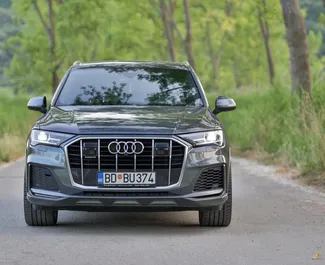 واجهة أمامية لسيارة إيجار Audi Q7 في في بيسيتشي, مونتينيغرو ✓ رقم السيارة 12172. ✓ ناقل حركة أوتوماتيكي ✓ تقييمات 0.