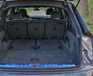 تأجير سيارة Audi Q7 2021 في في الجبل الأسود، تتميز بـ ✓ وقود الديزل وقوة 240 حصان ➤ بدءًا من 160 EUR يوميًا.