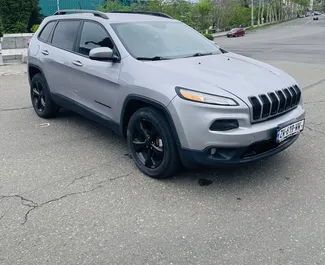 Автопрокат Jeep Cherokee в Кутаїсі, Грузія ✓ #15629. ✓ Автомат КП ✓ Відгуків: 0.