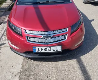 Chevrolet Volt 2015 autóbérlés Grúziában, jellemzők ✓ Benzin üzemanyag és 177 lóerő ➤ Napi 96 GEL-tól kezdődően.