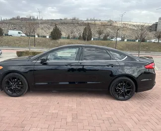 2.5L 엔진이 장착된 예레반 공항의 Ford Fusion Sedan #15853 자동 차량 대여 ➤ Nairi 아르메니아에서에서 제공.