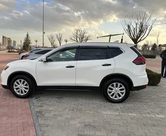 Nissan Rogue 대여. 아르메니아에서에서 대여 가능한 편안함, 크로스오버 차량 ✓ 250 USD의 보증금 ✓ TPL, CDW, SCDW, FDW, 승객, 도난, 해외, Young, 보증금 없음 보험 옵션.
