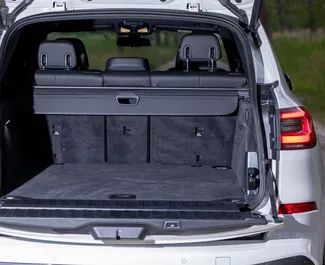 BMW X5 2022 для аренды в Бечичи. Лимит пробега не ограничен.