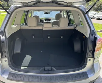 Subaru Forester 2017 k dispozici k pronájmu v Tbilisi, s omezením ujetých kilometrů neomezené.